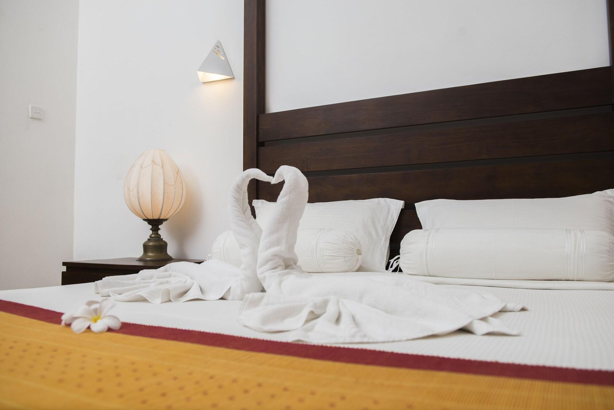 Roman Lake Ayurveda Boutique Resort - Level 1 Certified Ахунгалла Экстерьер фото