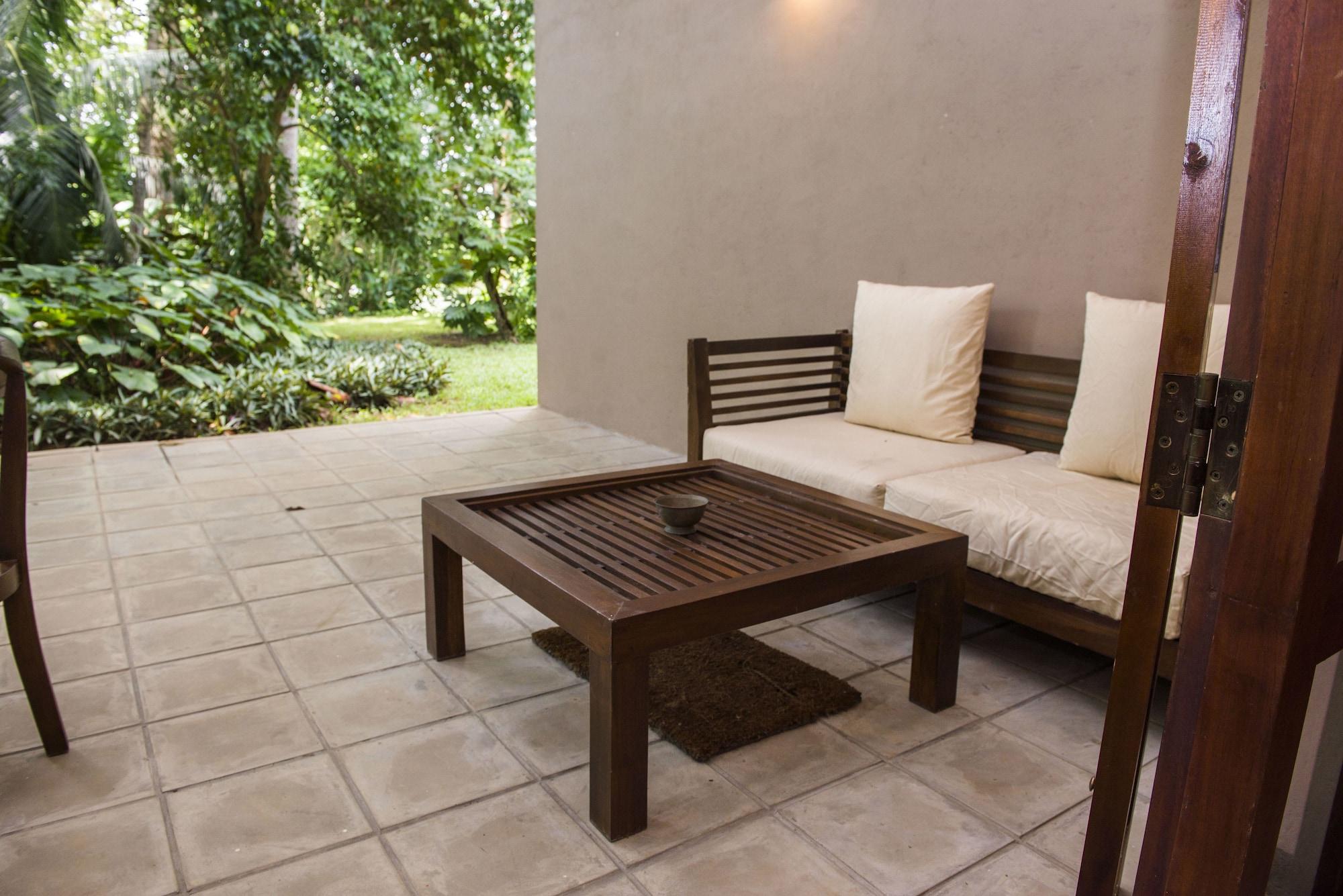 Roman Lake Ayurveda Boutique Resort - Level 1 Certified Ахунгалла Экстерьер фото