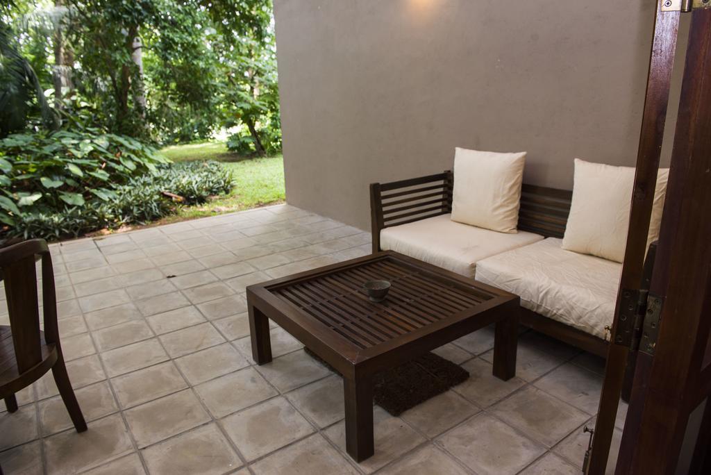 Roman Lake Ayurveda Boutique Resort - Level 1 Certified Ахунгалла Экстерьер фото