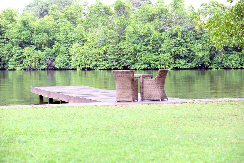 Roman Lake Ayurveda Boutique Resort - Level 1 Certified Ахунгалла Экстерьер фото